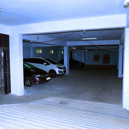 Sri Nilayam Inn Tirupati Exterior foto
